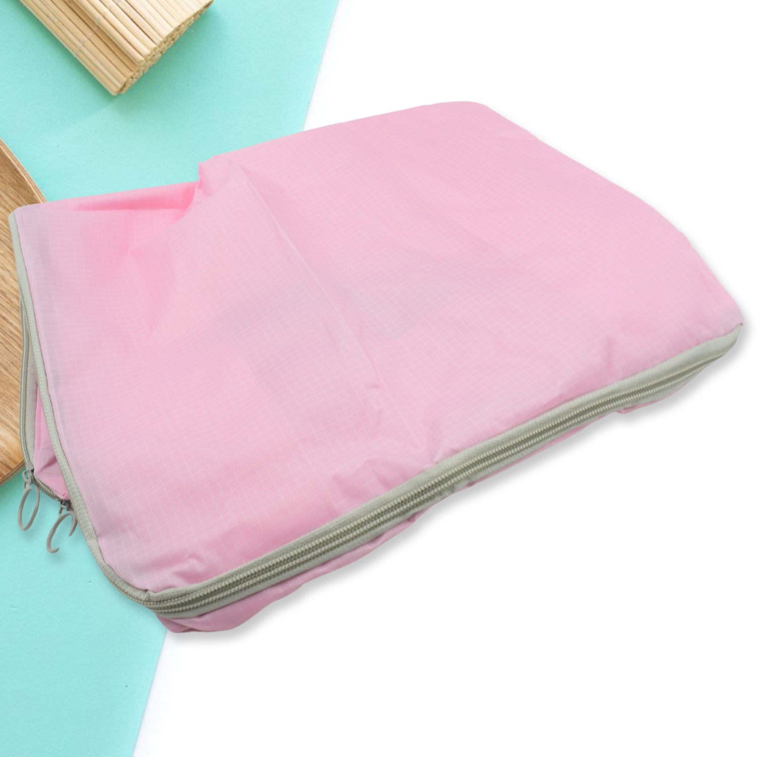 4313 Storage Bag with Zipper and Space Saver Comforter bag, Quilt, Bedding, Clothes, Blanket Storage Organizer Bag with Carry Handles for Closet Waterproof Fabric Garment Bag 4313 Storage Bag with Zipper and Space Saver Comforter bag, Quilt, Bedding, Clothes, Blanket Storage Organizer Bag with Carry Handles for Closet Waterproof Fabric Garment Bag